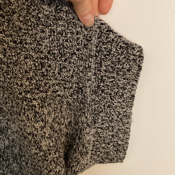 Coldwater Creek, Gray, Black and White Sort Sleeve Oversized Sweater, Size L/XL - Picture 4 of 9